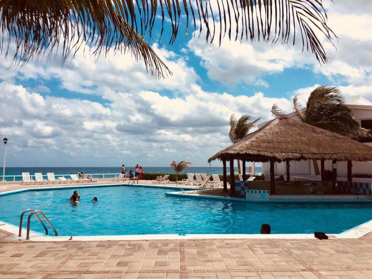 Brisas Sunset Apartment Cancun Exterior photo
